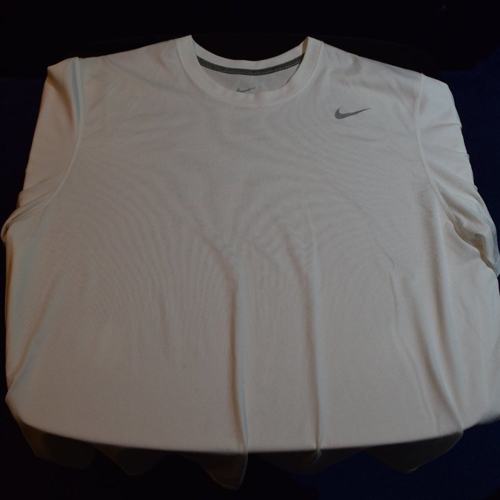 Nike T Shirts XXL New